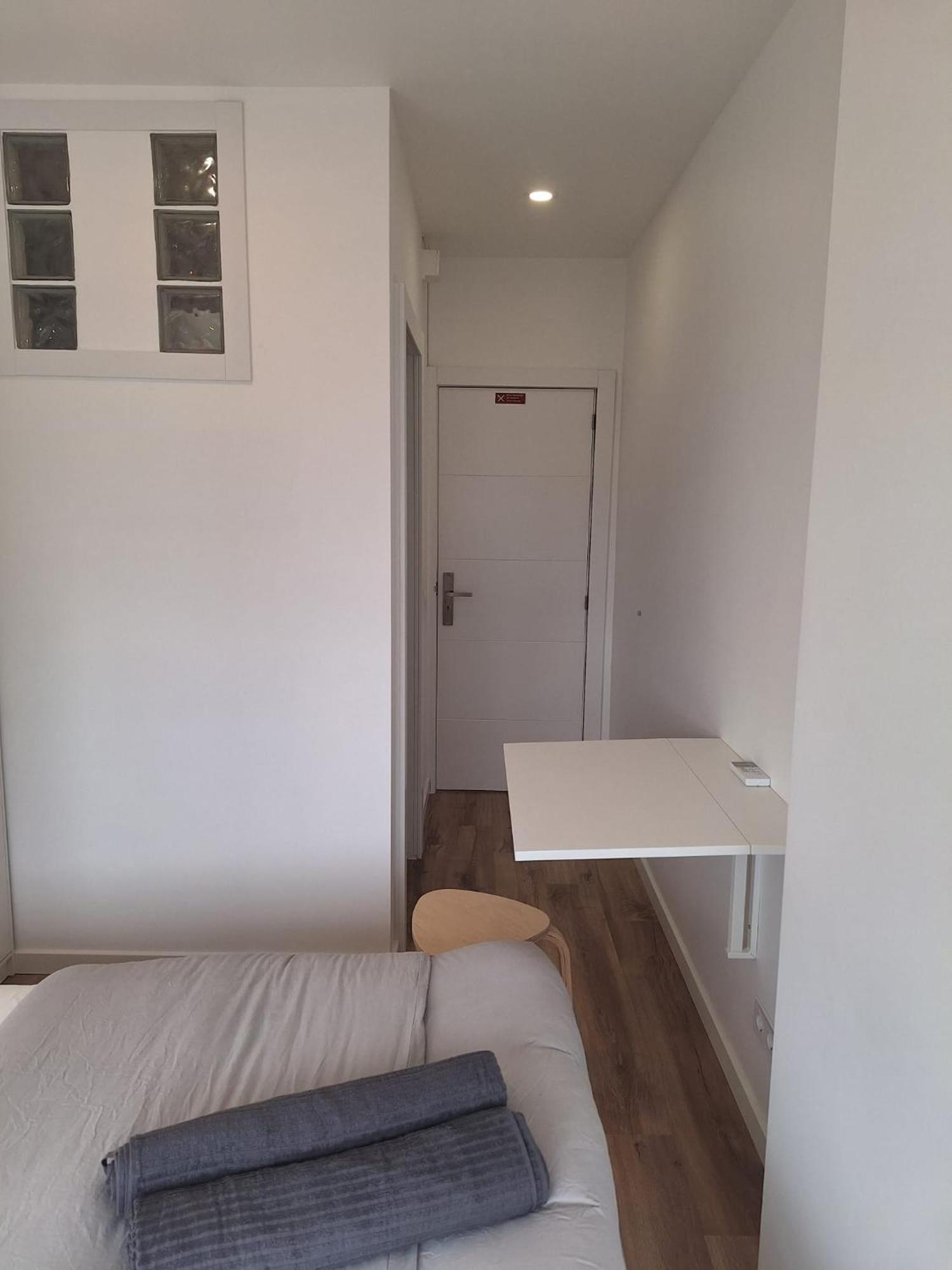 Lisbon South Bay Rooms 2 Almada Extérieur photo