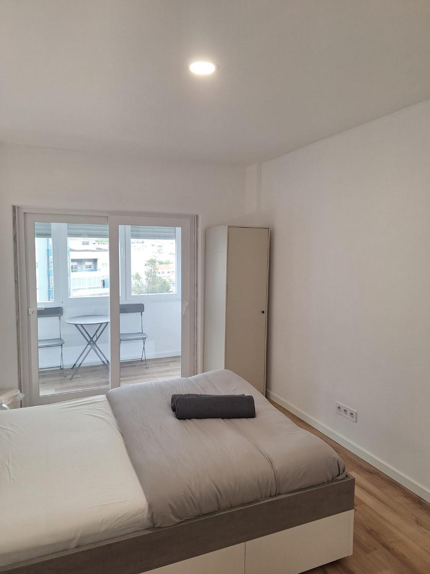 Lisbon South Bay Rooms 2 Almada Extérieur photo