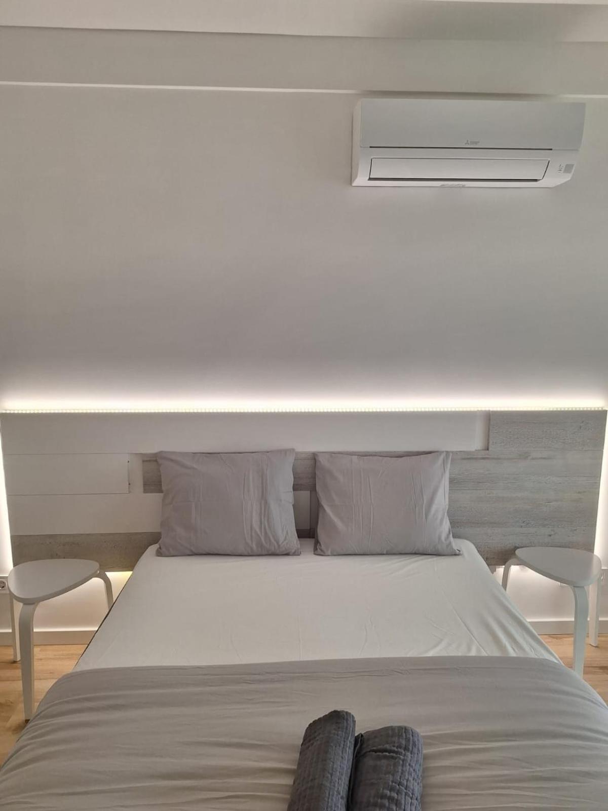 Lisbon South Bay Rooms 2 Almada Extérieur photo